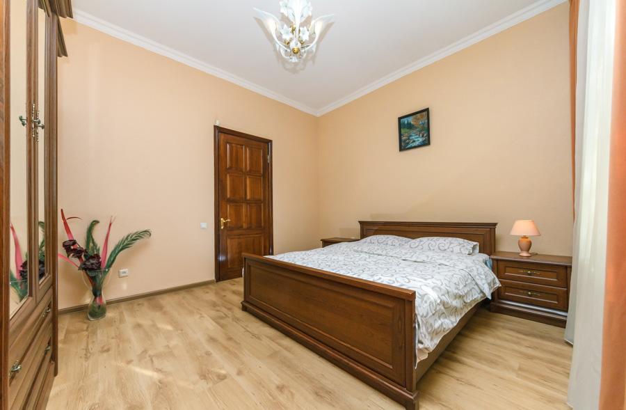 Two Bedroom Apartment On Liuteranska Street Kiev Bagian luar foto